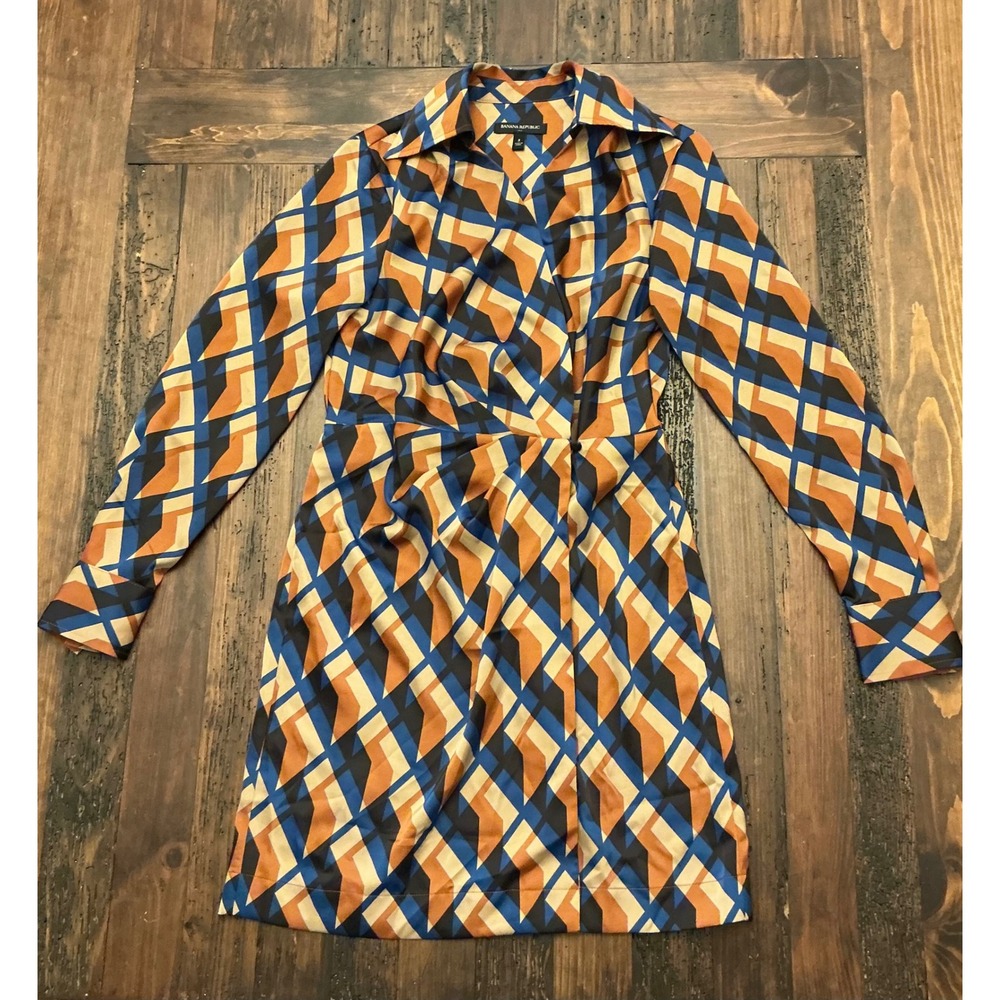 Banana Republic Geometric Satin Mini Wrap Dress Long Sleeve VNeck Women's Size 2 - Picture 2 of 6